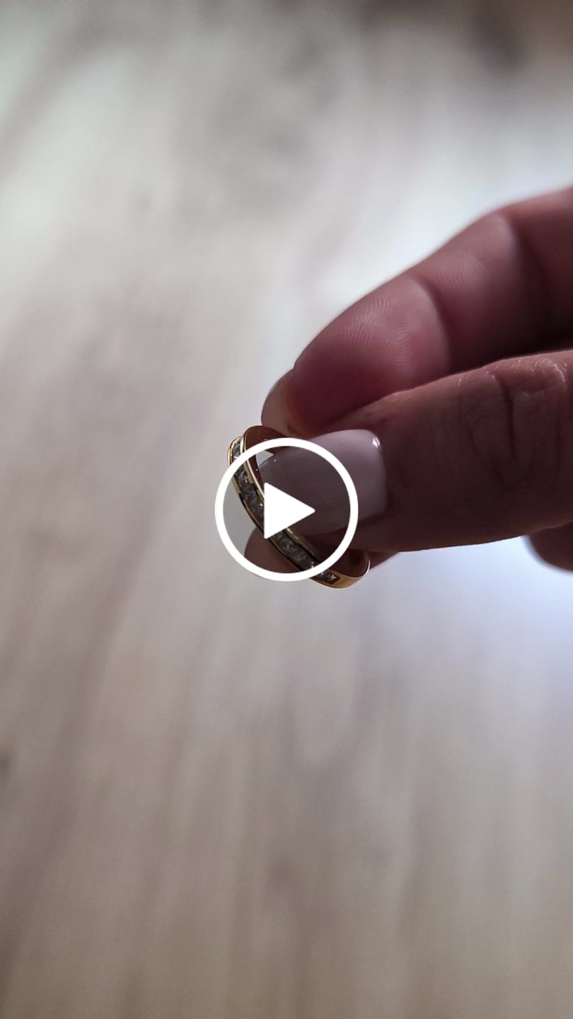 Customer video review of Anillo Zafiros