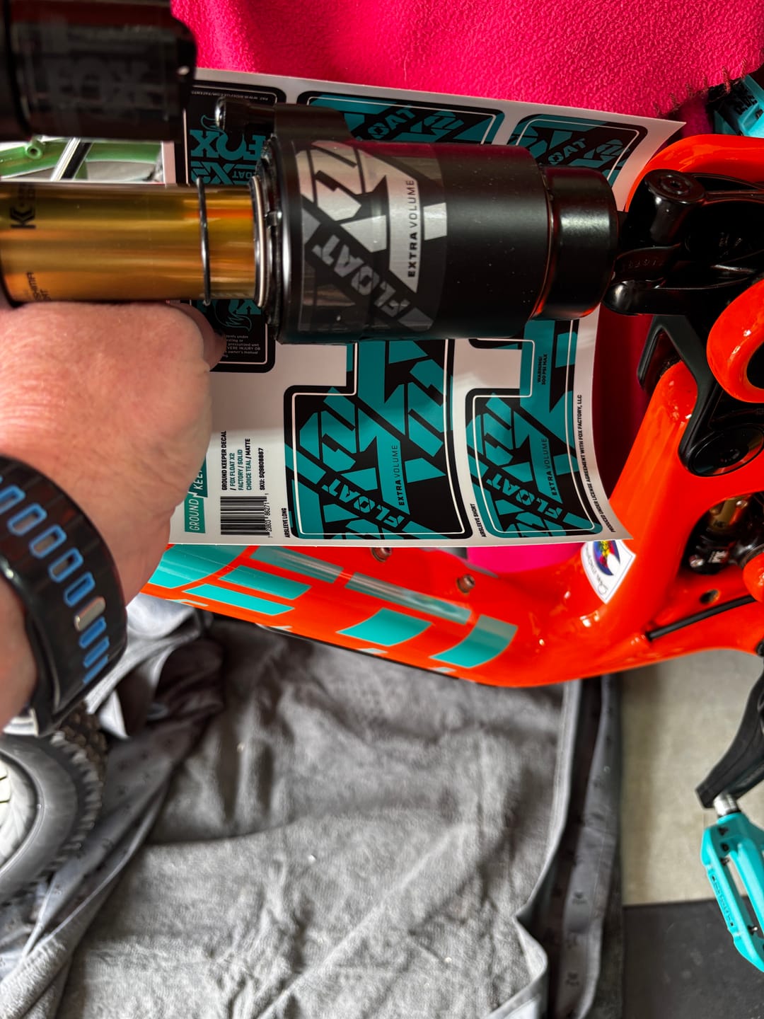 Customer photo review of Fox Float X2 Shock Decal - CLEARANCE