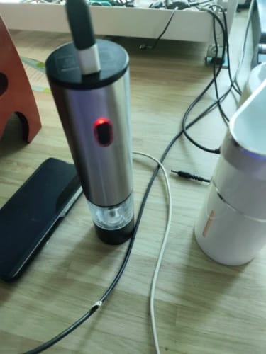 Customer photo review of Automatic Salt and Pepper Grinder