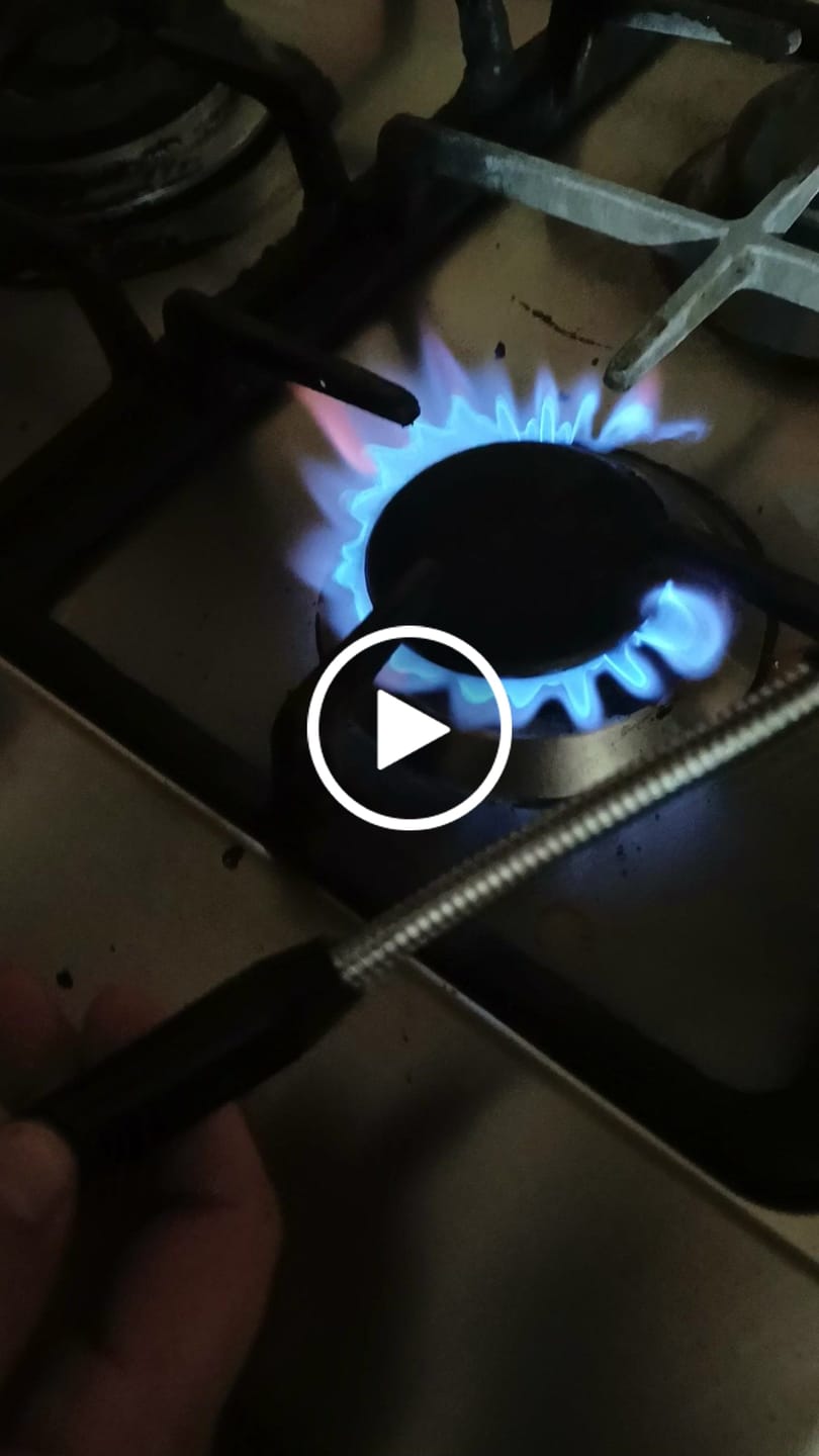 Customer video review of Flexible Rechargeable Electric Lighter - Lot Imported