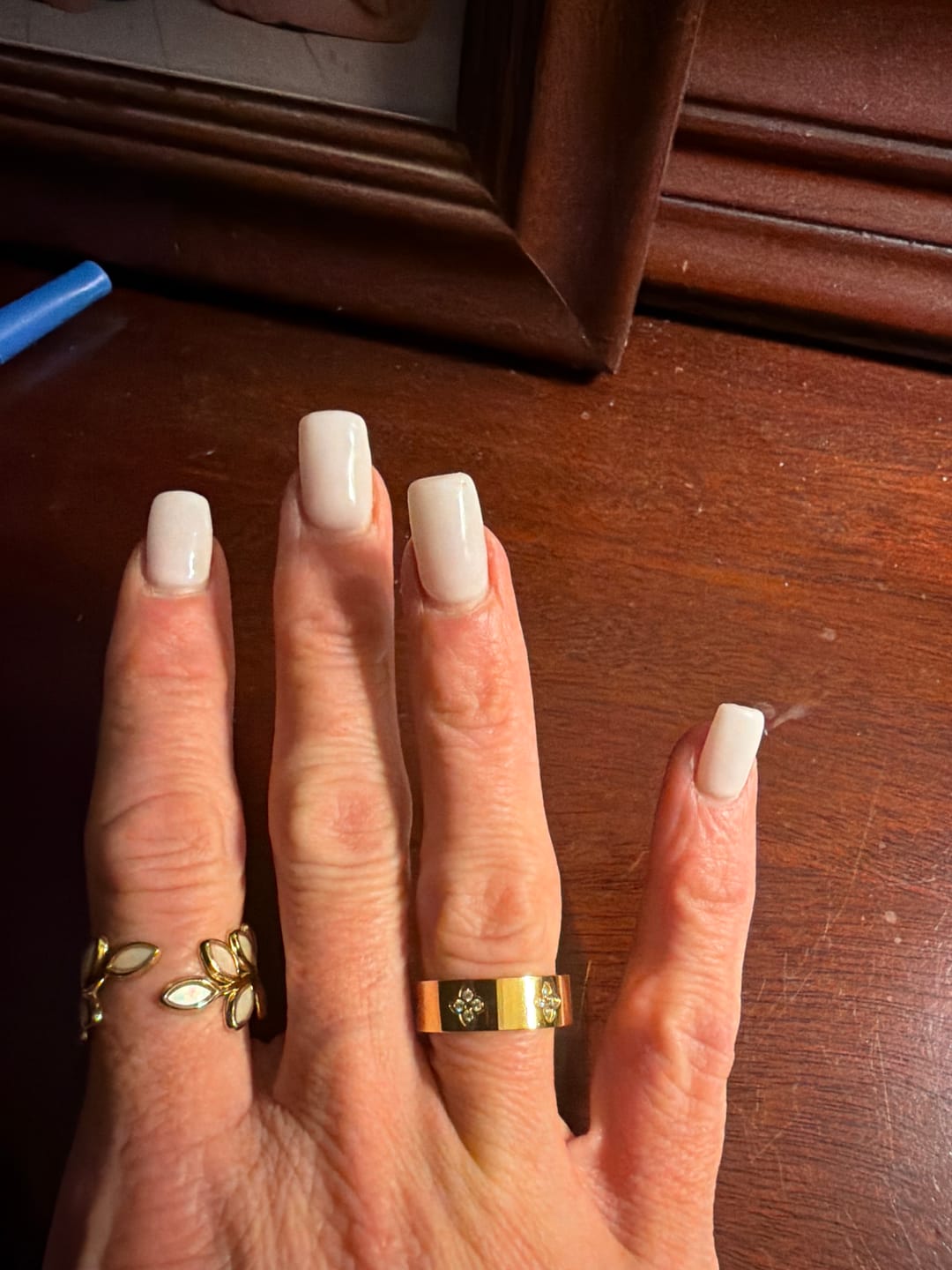 Customer photo review of Gold Crystal Clover Band Ring