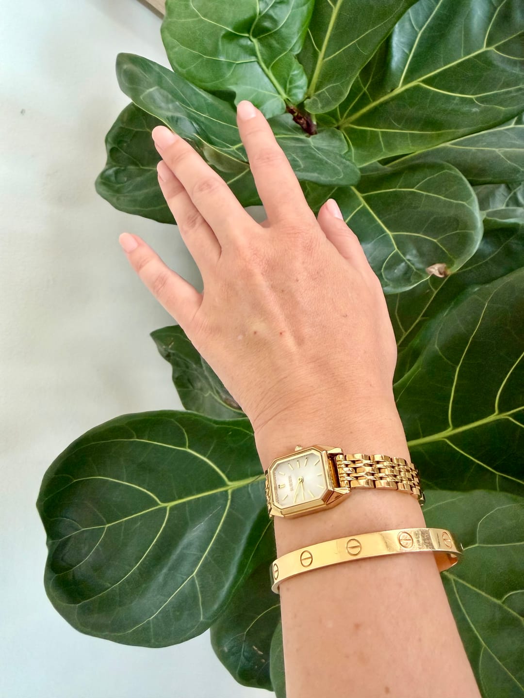 Customer photo review of Isabell Petite Gold