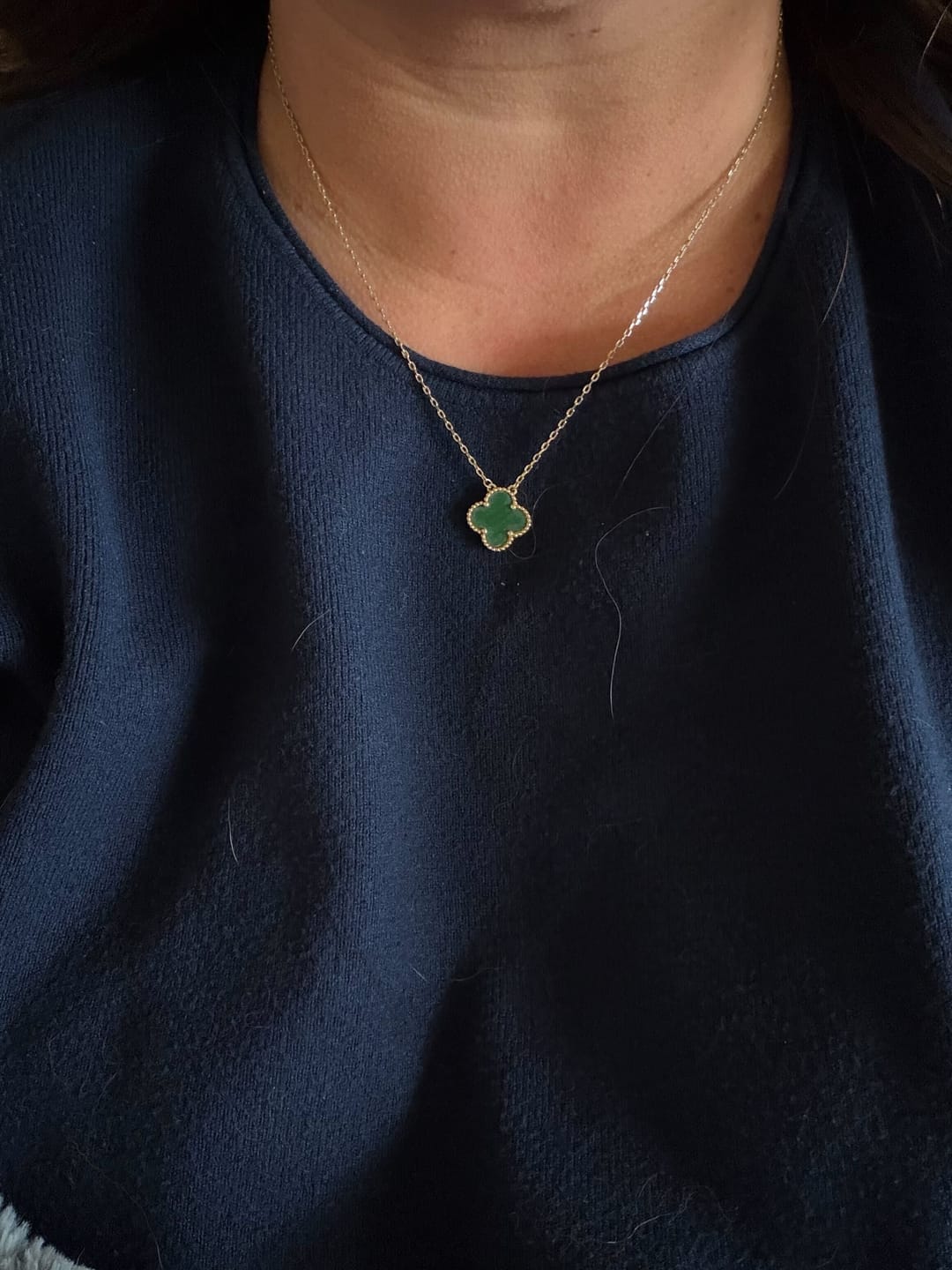 Customer photo review of CLOVER MALACHITE NECKLACE
