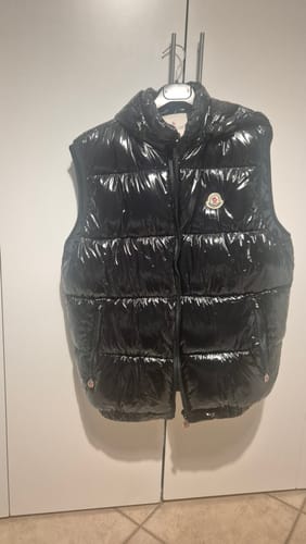 Recensione con foto di un cliente su Smanicato Moncler