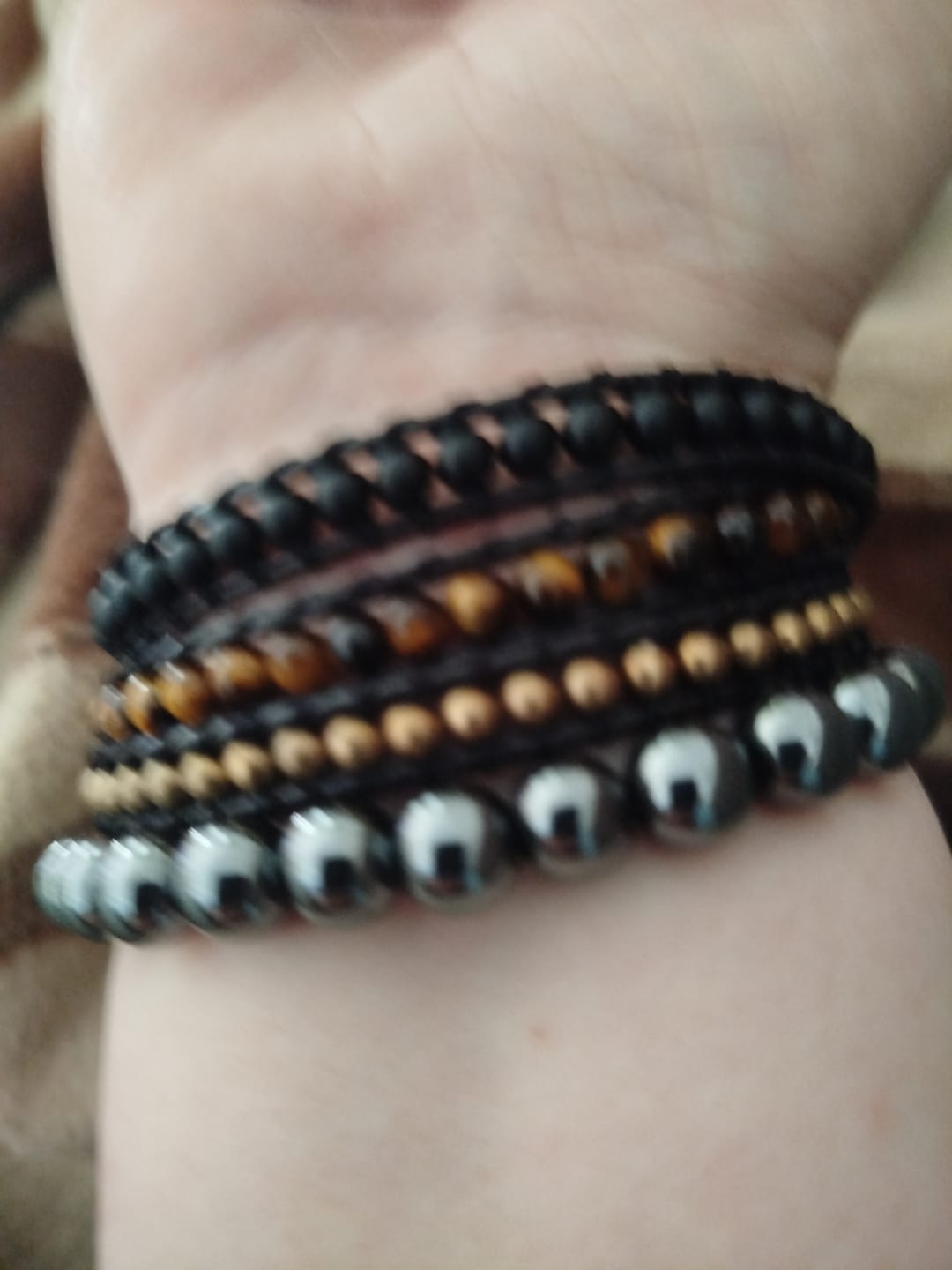 Customer photo review of SELBSTVERTRAUEN Wickelarmband Tigerauge und Onyx