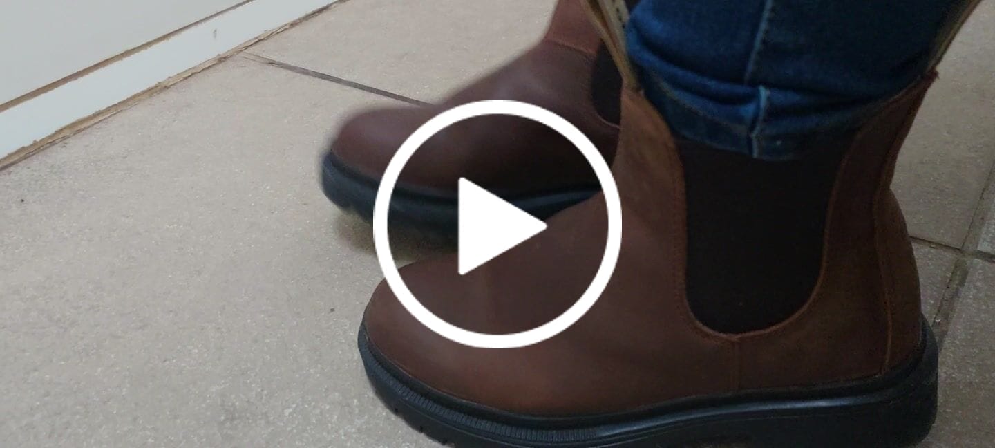 Customer video review of Kit Limpieza Mantención Cuero Graso Liso Botines Zapatos Renovador