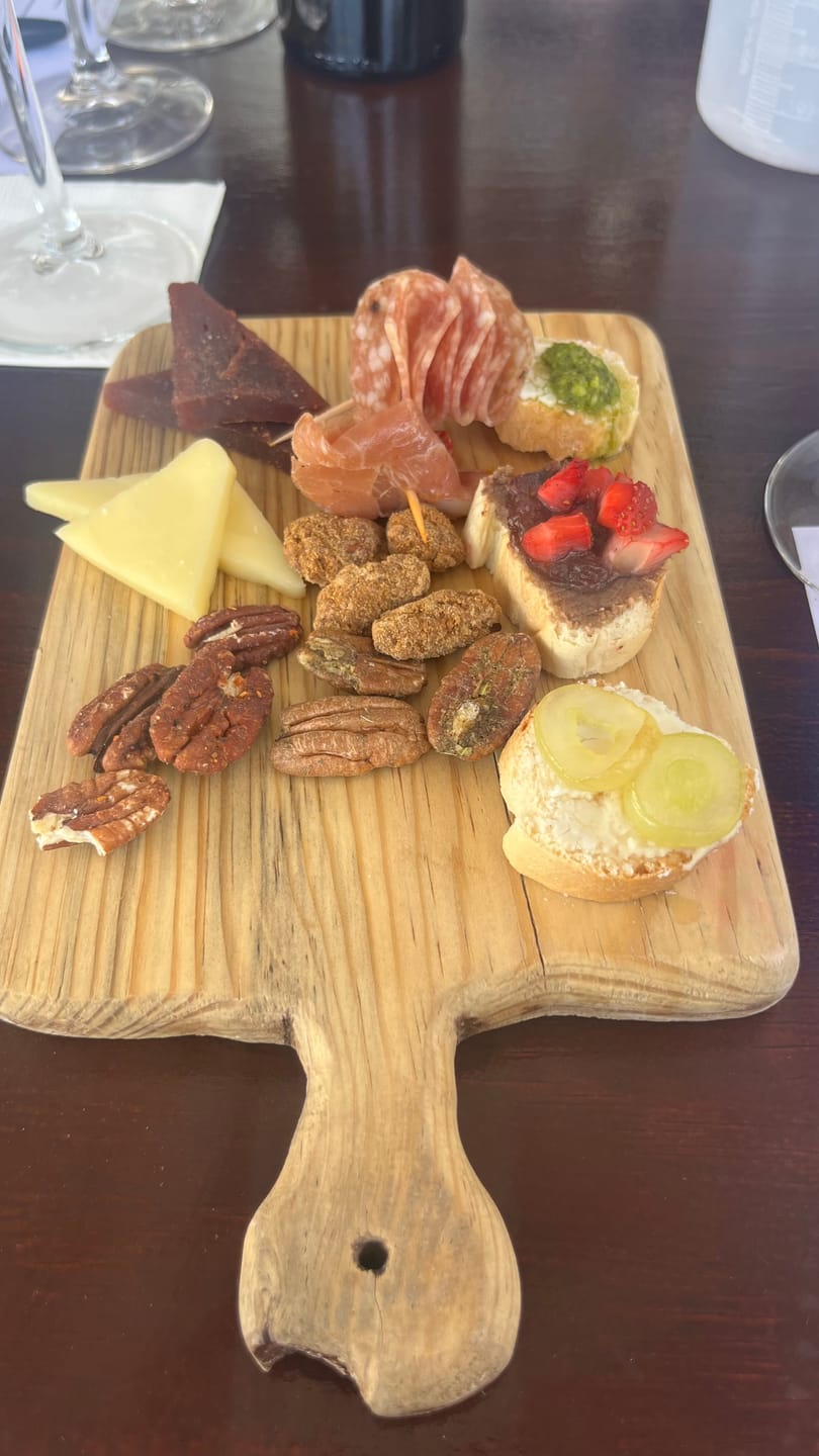 Customer photo review of Crea Tu Vino