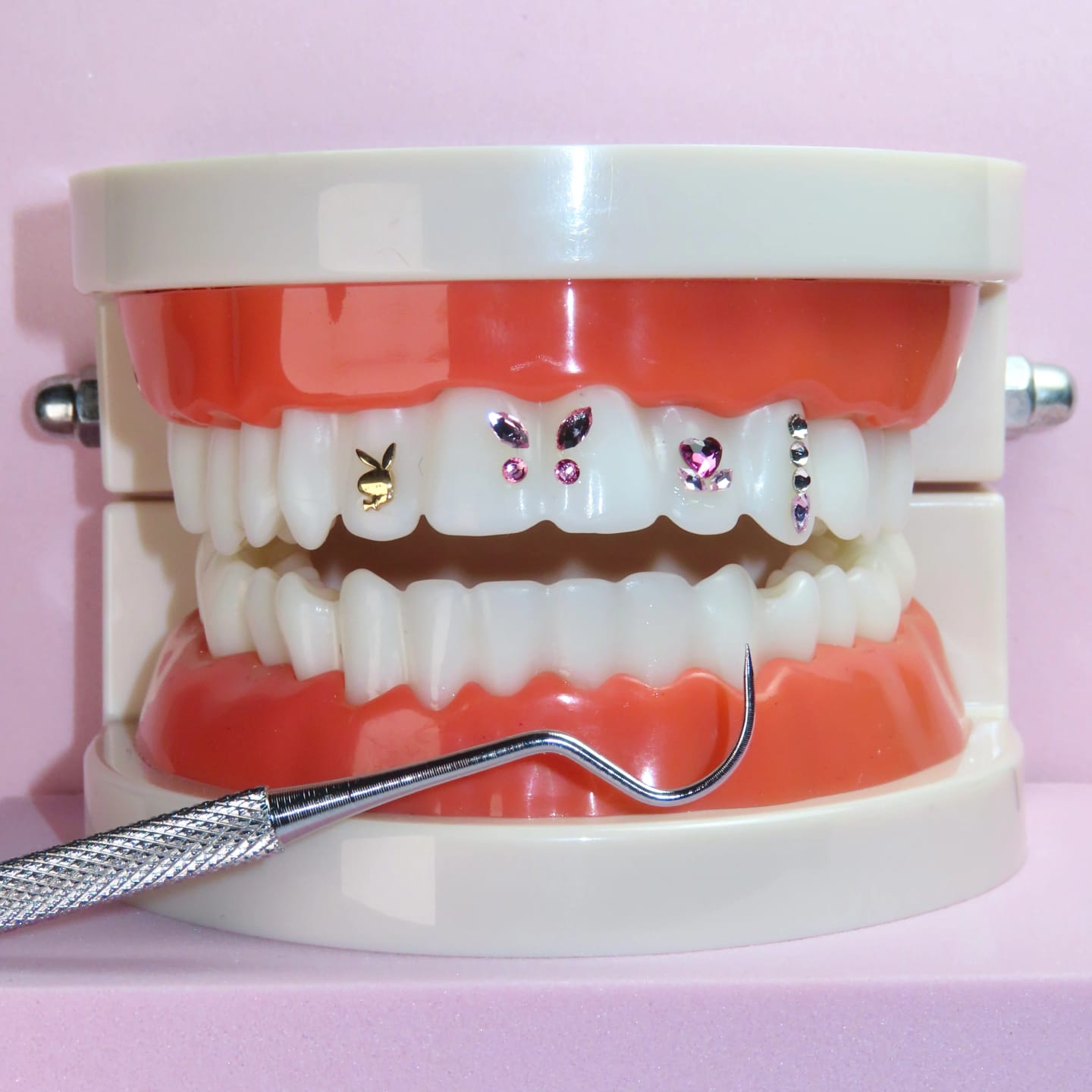 Customer photo review of Formación técnico de joyería dental online - Curso online de gemas dentales
