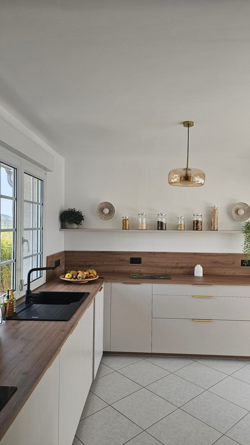 Customer photo review of Suspension moderne en verre teinté NOVA | 1 Suspension