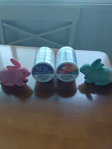 Customer photo review of Tropical Nicotine Pouches