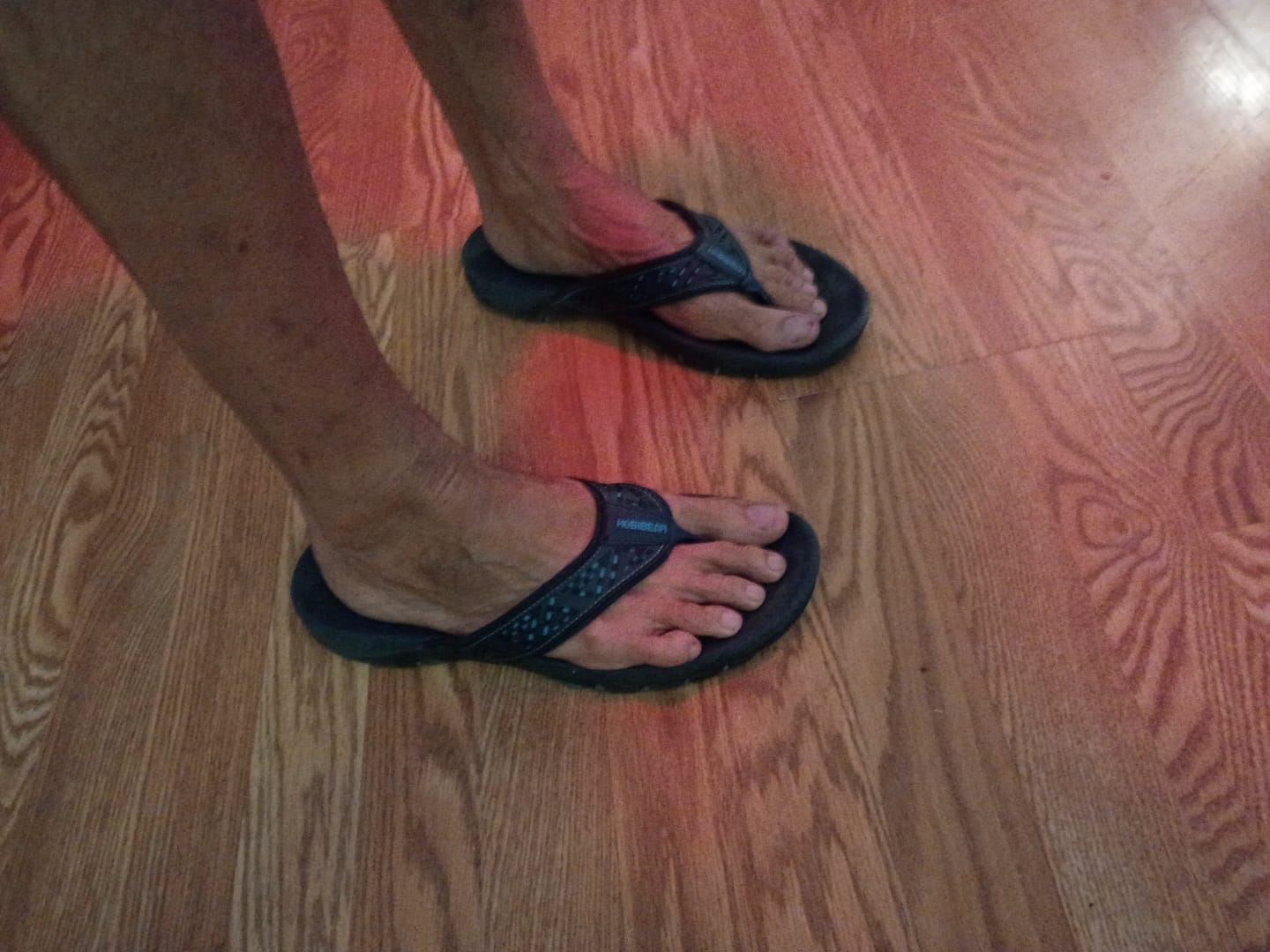Customer photo review of Ramble Lite - Wide Toe Slippers