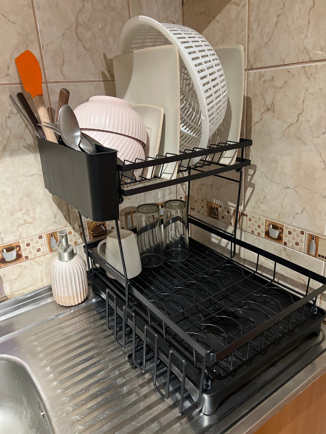 Customer photo review of Escurridor De Platos 2 Niveles Secador Desmontable Loza Inoxidable Rack