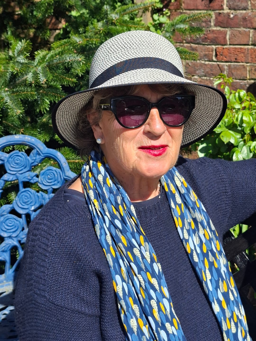 Customer photo review of Anna Bucket