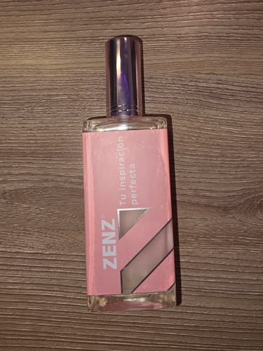 Customer photo review of Perfume Tendencia D BROKEN HEART- Inspirado en THANK U NEXT Ariana Grande zenz