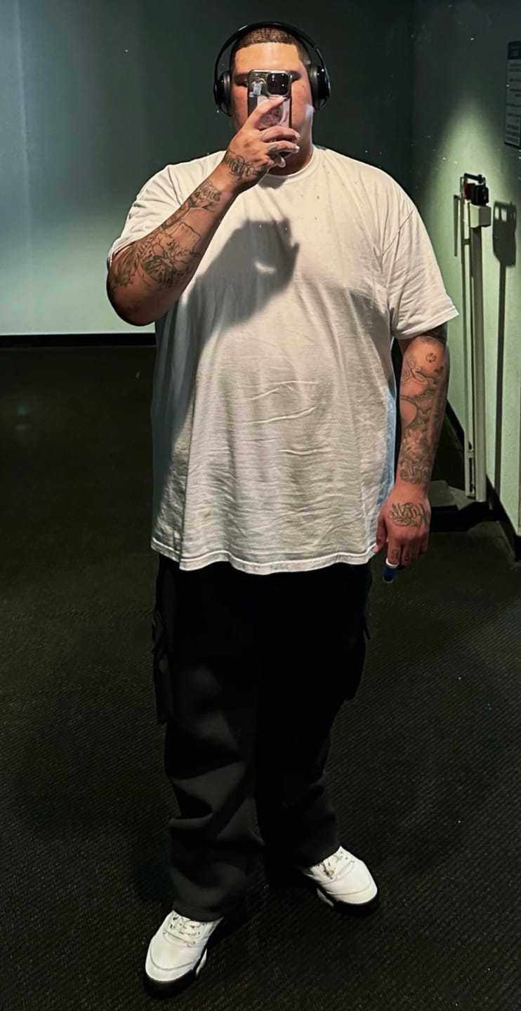 Customer photo review of 2047 - Scuba Cargo Sweats