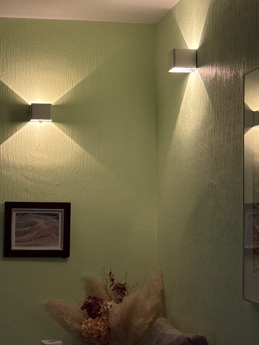 Customer photo review of CUBE Wall lamp | Rechargeable
