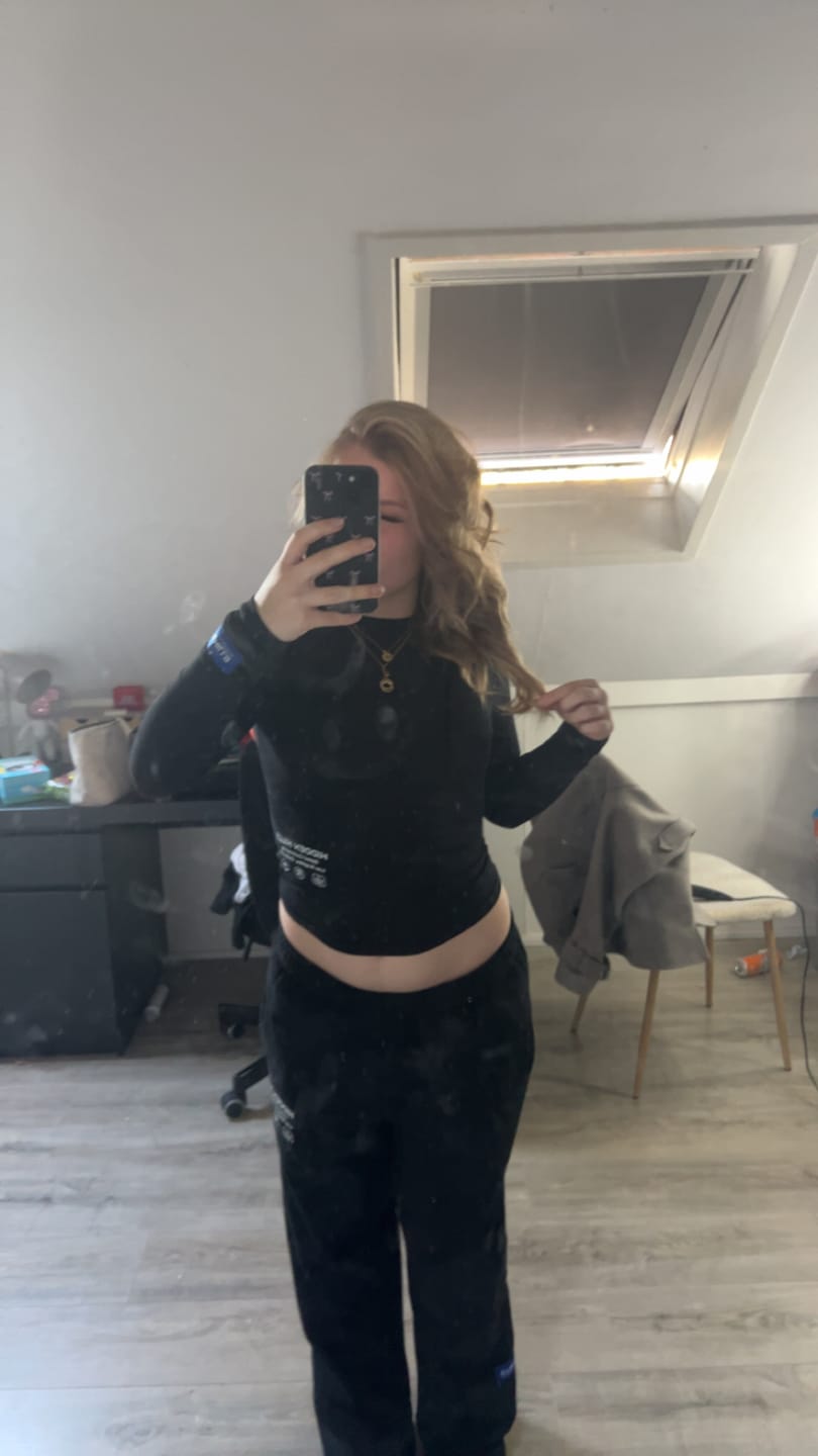 Customer photo review of LABEL STRAIGHT LEG SWEATPANTS BLACK