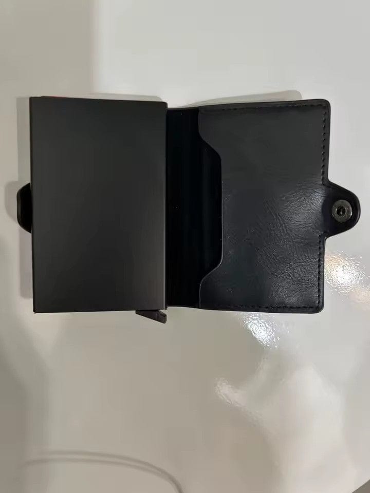Customer photo review of Carbon Wallet - Tarjetero RFID
