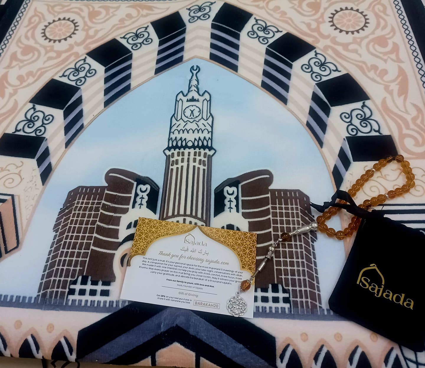 Customer photo review of Step-by-Step Phonetic Salah Padded Prayer Mat