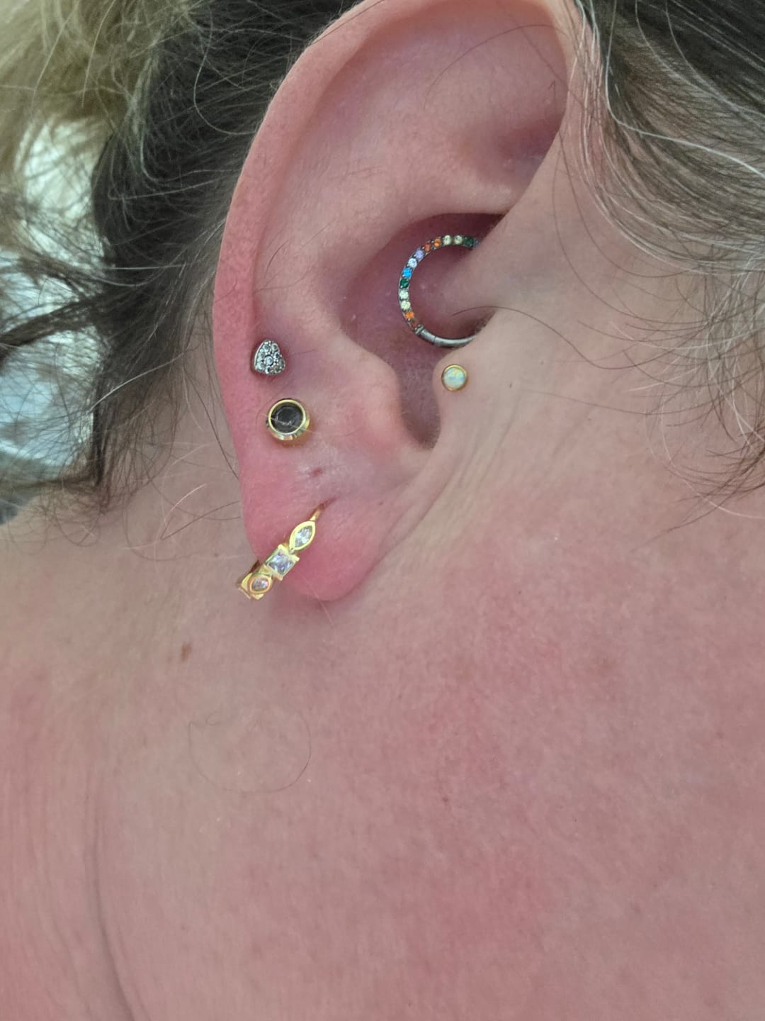 Customer photo review of Shapeshifter huggies Gold Pair