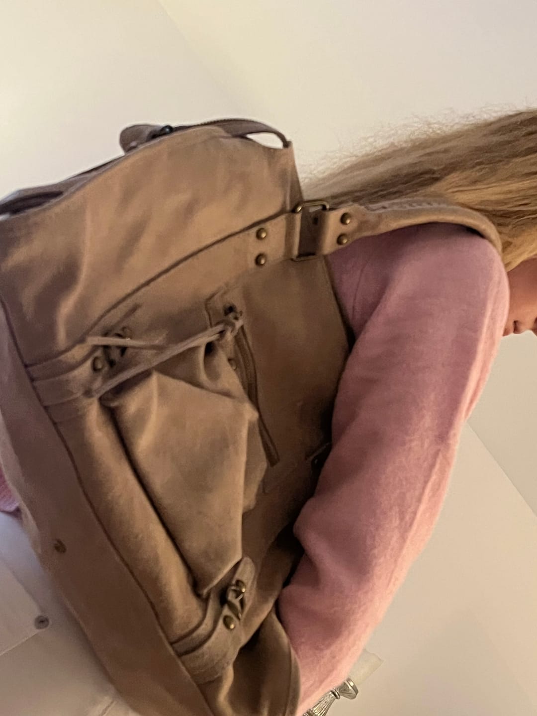 Customer photo review of It girl bag Cremé