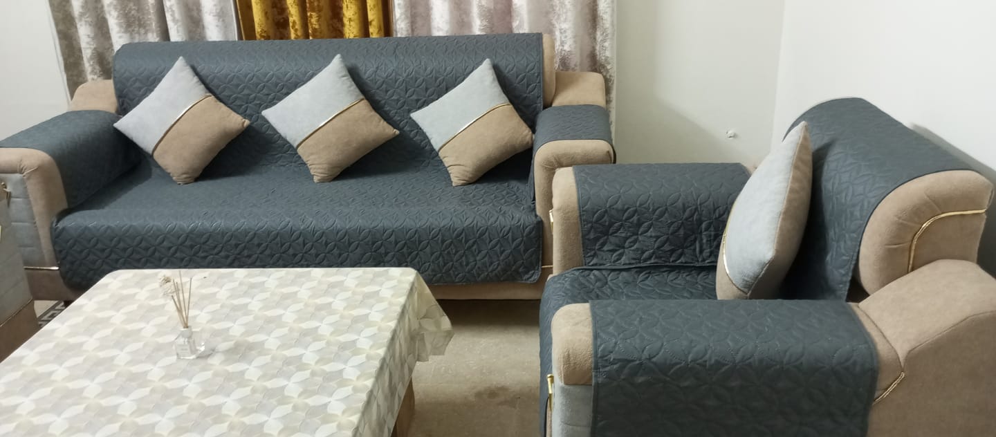 Customer photo review of GREY ULTRASONIC SOFA COVER