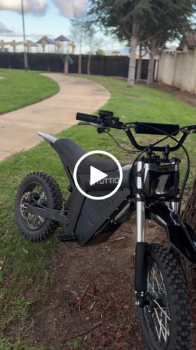 Customer video review of Glossy Motocutz Style Front Plate