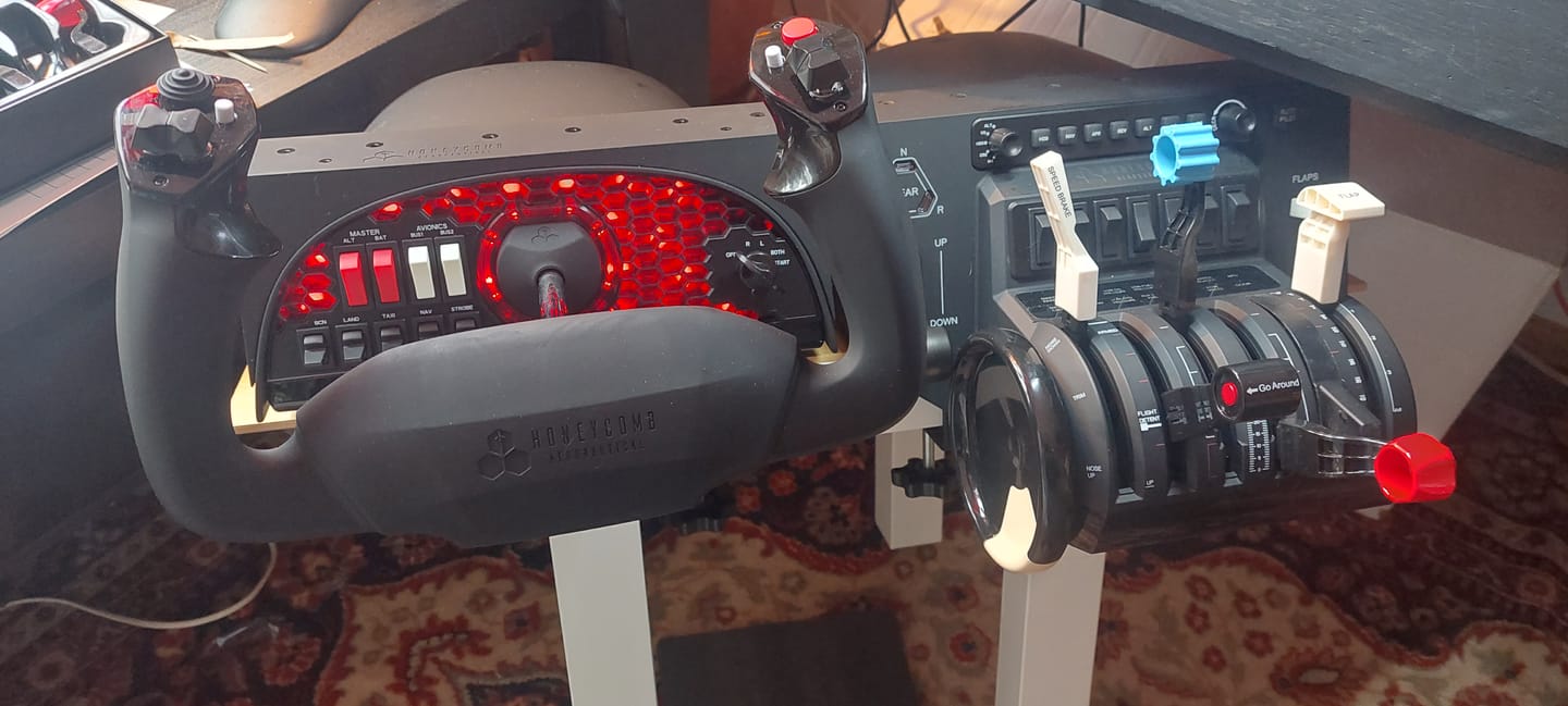 Customer photo review of Honeycomb Bundle (Yoke & Throttle)
