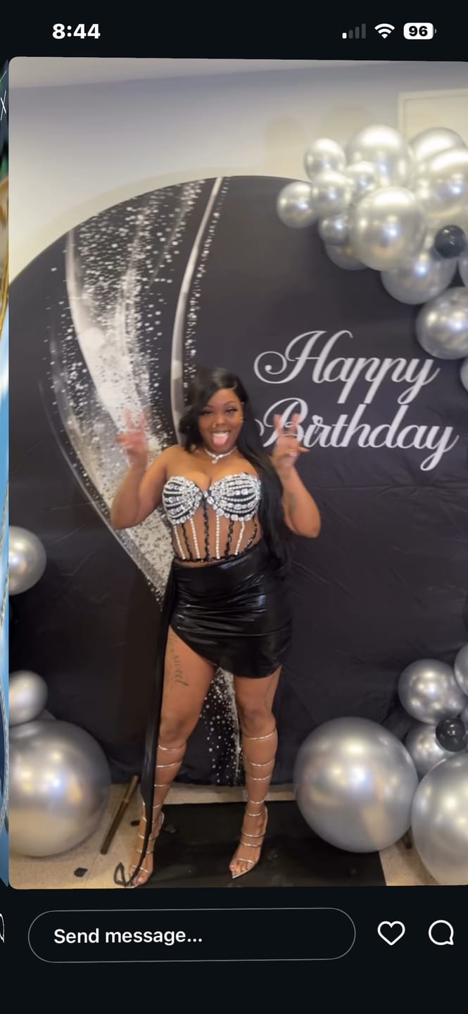 Customer photo review of Mia Luxe Set