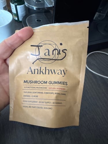 Customer photo review of Mushroom Gummies