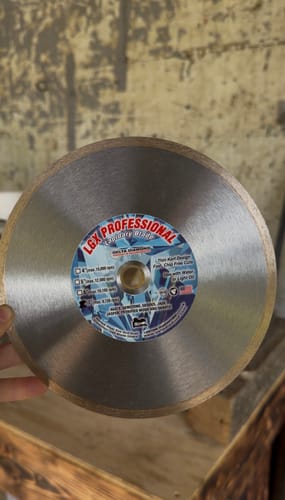 Customer photo review of LGX Professional Lapidary Saw Blades for Wet Cutting of Gemstone, Quartz, Agate, Geodes, Petrified Wood, Jasper and More