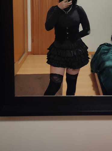 Reviewer shows off the Marcelline Black Vest in a full-length mirror selfie, styled with a dark outfit.