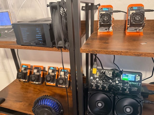 Customer photo review of Bitaxe Gamma 601 V2.0 (1.5TH/s)