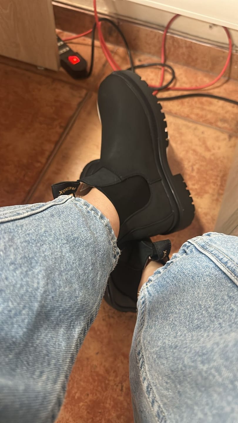 Customer photo review of Botín Original 2 Negro Rústico Mujer