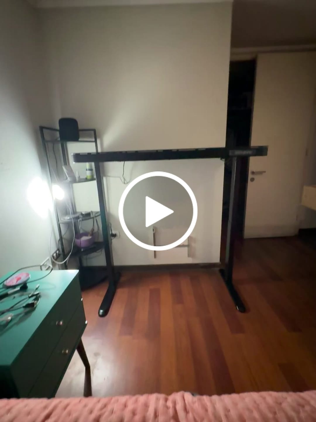 Customer video review of Escritorio Home Office Cosmo Eléctrico Negro