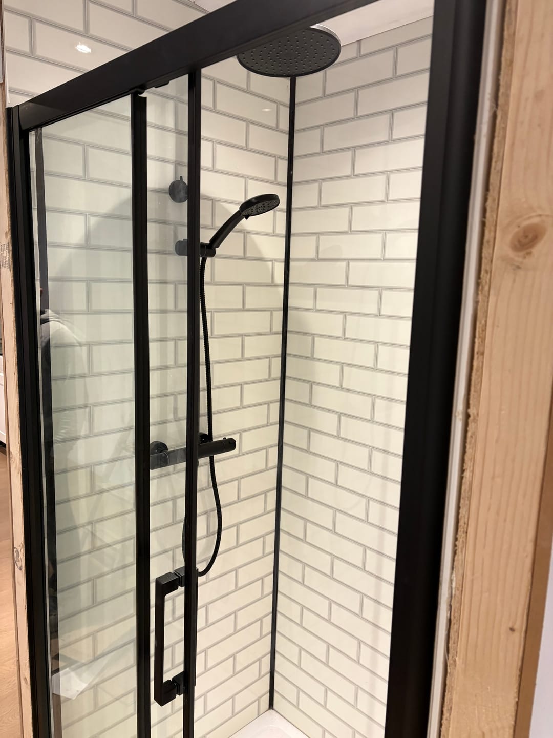 Customer photo review of 10mm London Tile Gloss Shower Panel 1M x 2.4M