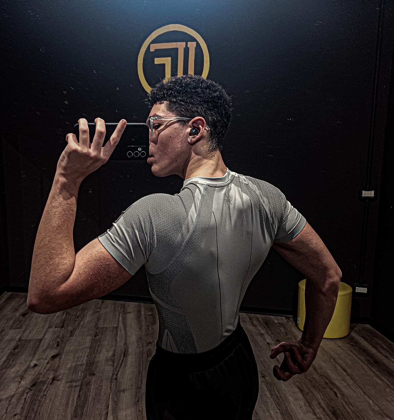 Customer photo review of 4294 - Apex Compression Tees