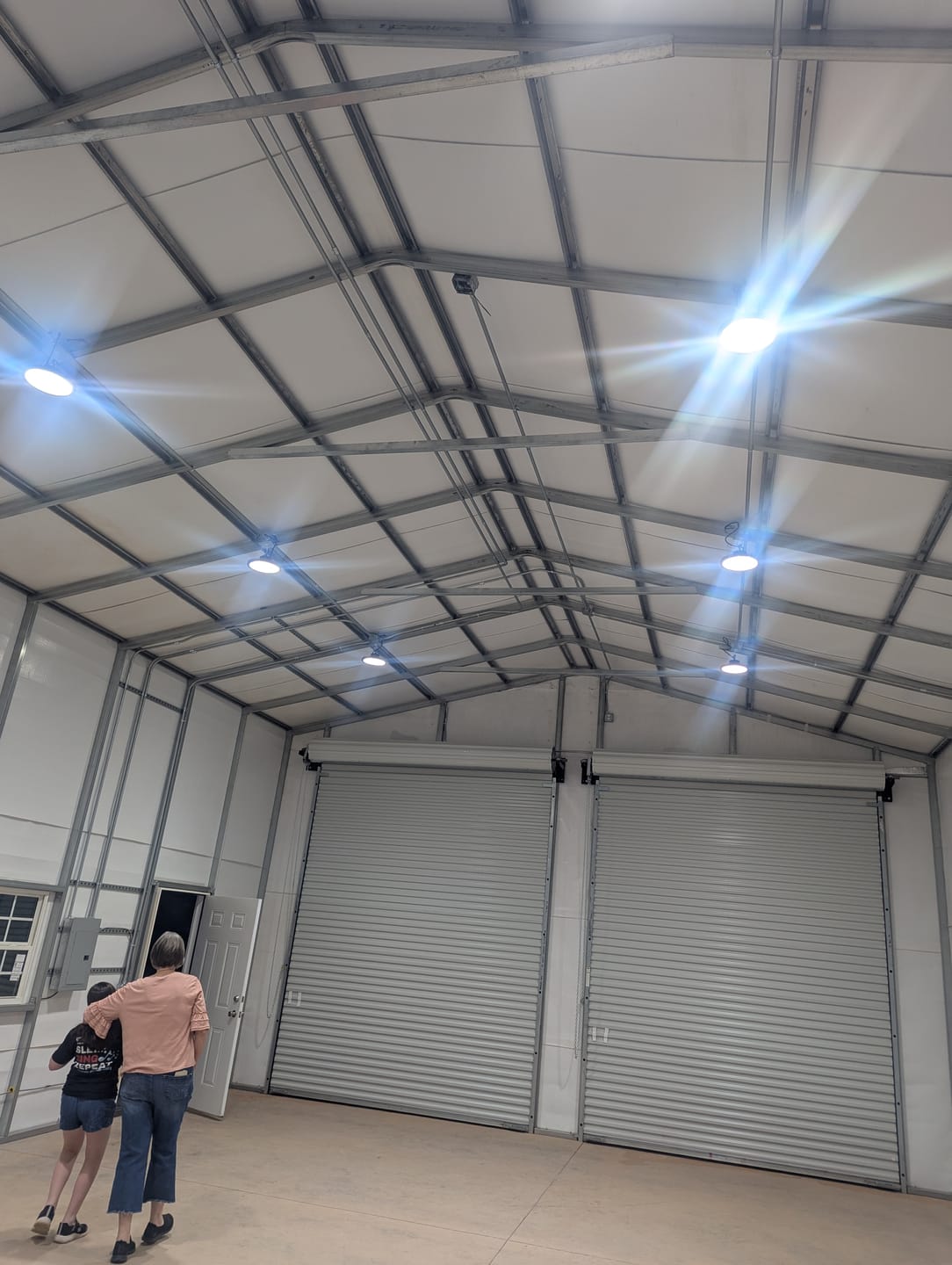 Customer photo review of 150W LED UFO high bay light-22,500 lumens