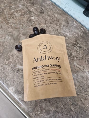 Customer photo review of Mushroom Gummies