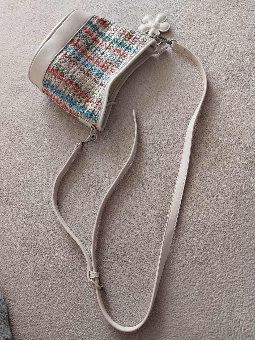 Customer photo review of Laurie Mini Scoop Bucket - Pebble Mix