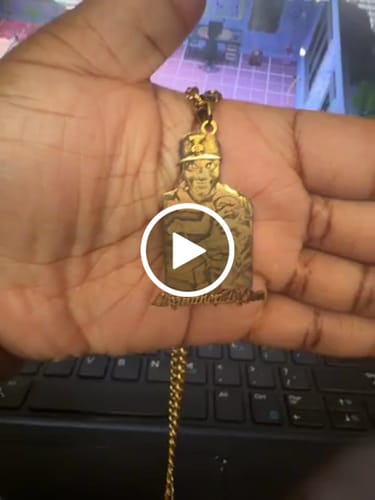 Customer video review of Custom Photo Engraved Pendant Necklace