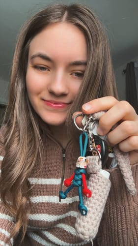 Customer photo review of Limited Edition Racer 10 Paracord Buddy Keychain