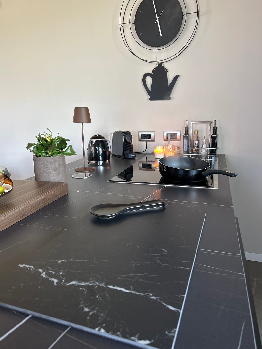 Customer photo review of Tagliere Elegant Black Satin - Opaco - 40x60cm