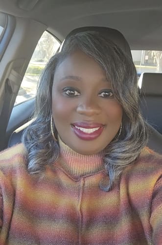 Customer photo review of Luvwin Salt & Pepper Layered Blowout Wave Beginner Friendly Glueless  Gray Wig 100% Human Hair