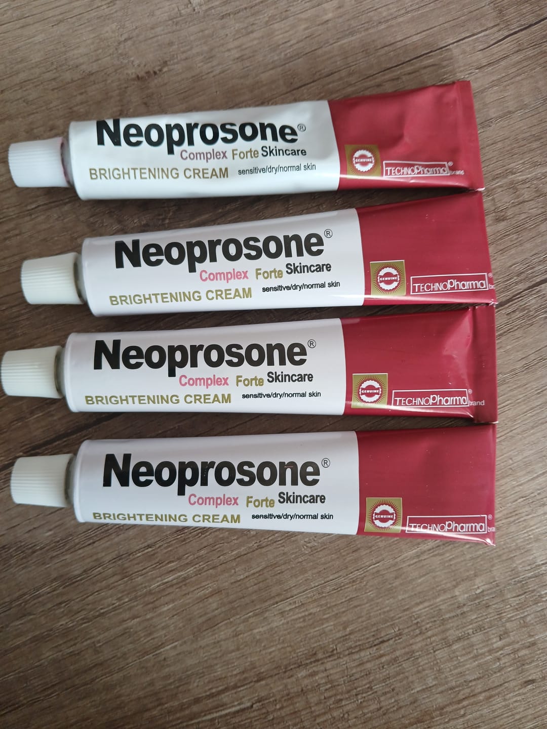 Customer photo review of Neoprosone Brightening Cream - Dark Spot Remover - 50ml / 1.7 fl oz