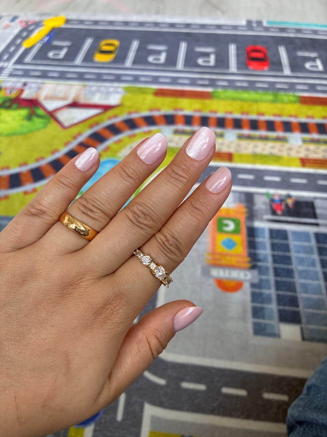 Customer photo review of Silk Shine - XS Squoval - 30 Adet Takma Tırnak