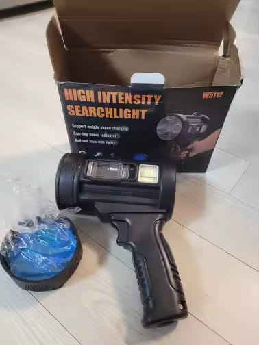Customer photo review of Rechargeable LED Spotlight Flashlight – 900000 Lumens, Solar & USB