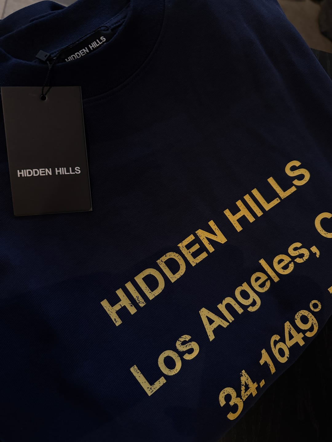 Customer photo review of VINTAGE LOGO LONGSLEEVE T-SHIRT AMBER/NAVY