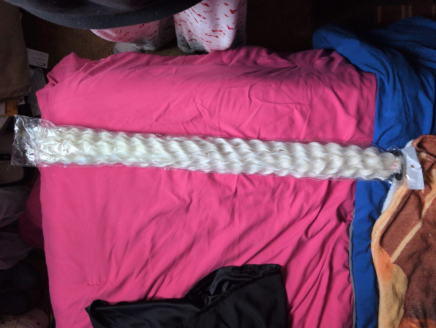 Customer photo review of 30 inch Platinum Blonde ARIEL CURL