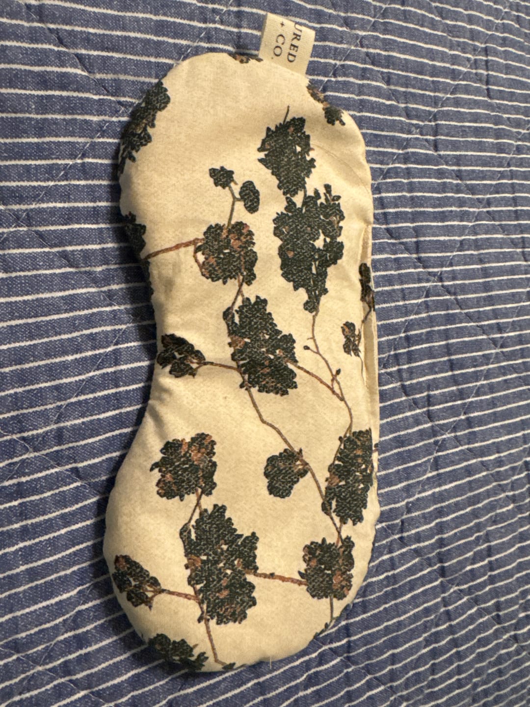 Customer photo review of Hot & Cold Shaped Eye Pillow